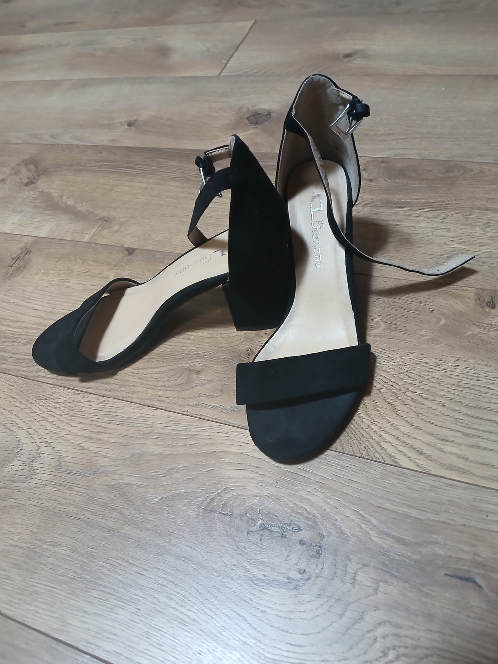 Chinese Laundry Black Heels